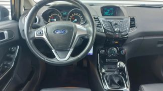 Lízing Hatchback Ford Fiesta 2014