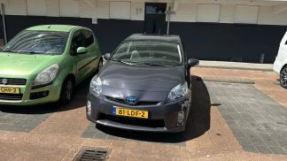 Lízing Sedan Toyota Prius 2010