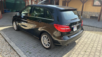 Leasing Hatchback MERCEDES B TRIEDA 2012