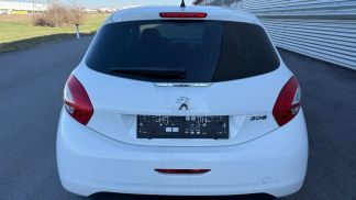 Lízing Hatchback Peugeot 208 2015