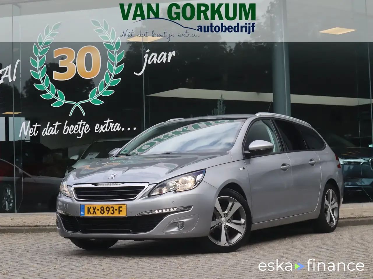 Hatchback Peugeot 308 2016