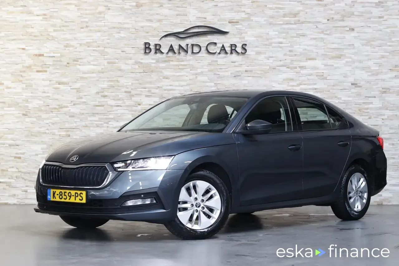 Lízing Hatchback Skoda Octavia 2021