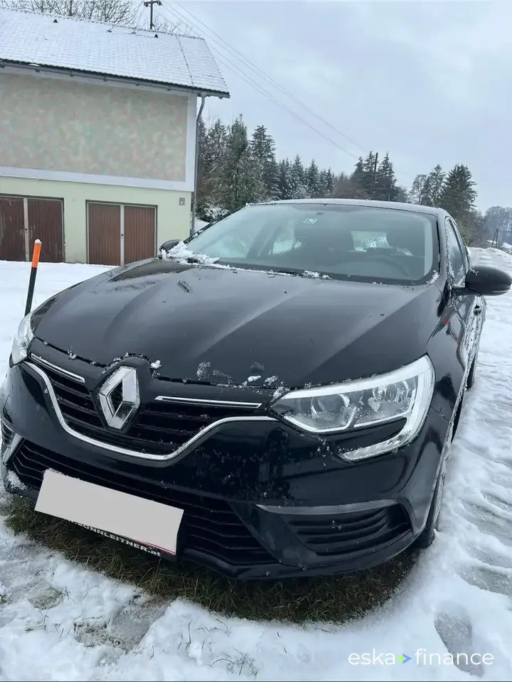 Lízing Sedan Renault Megane 2018