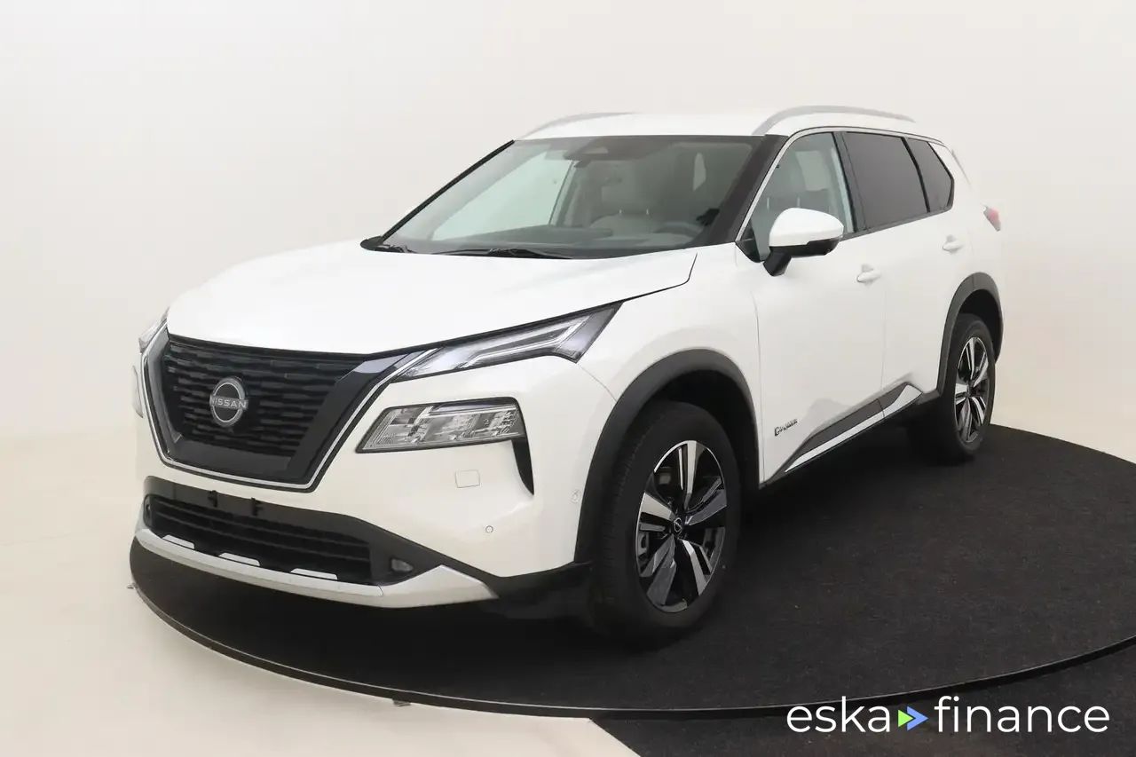 Leasing SUV Nissan X-Trail 2024