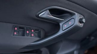 Lízing Sedan Volkswagen Polo 2013