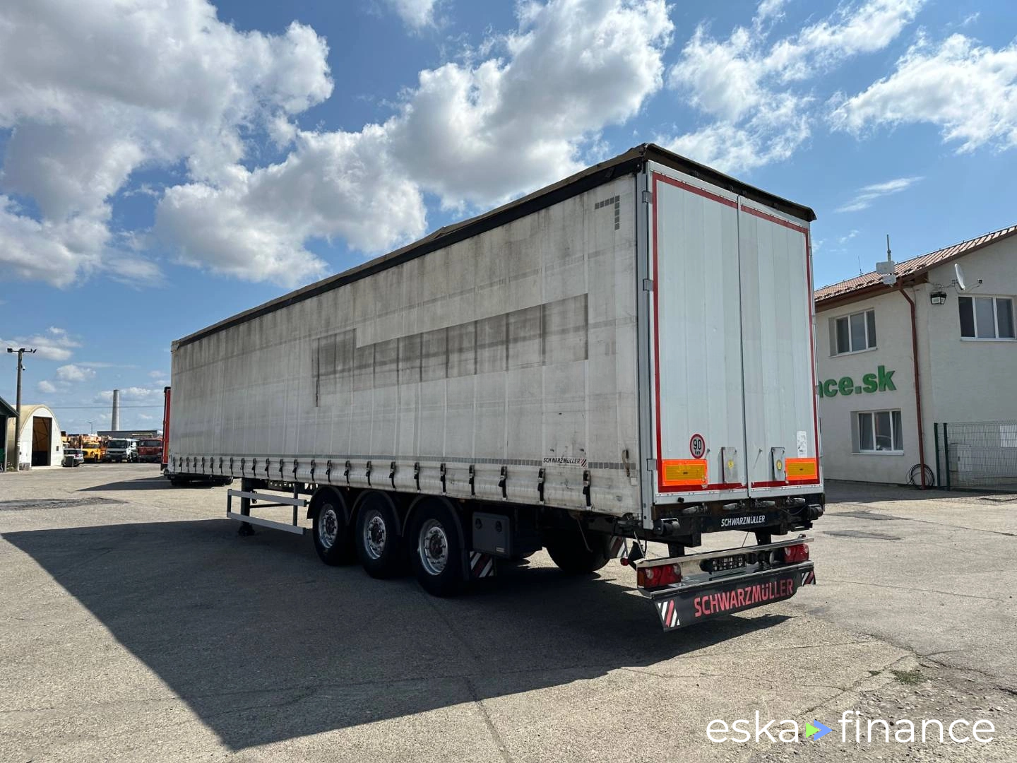 Leasing Semi-trailer Schwarzmuller TROJSTRANKA 2016