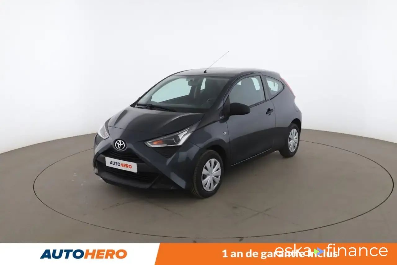 Lízing Hatchback Toyota AYGO 2019