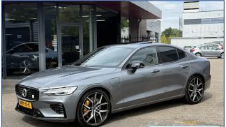Lízing Sedan Volvo S60 2021