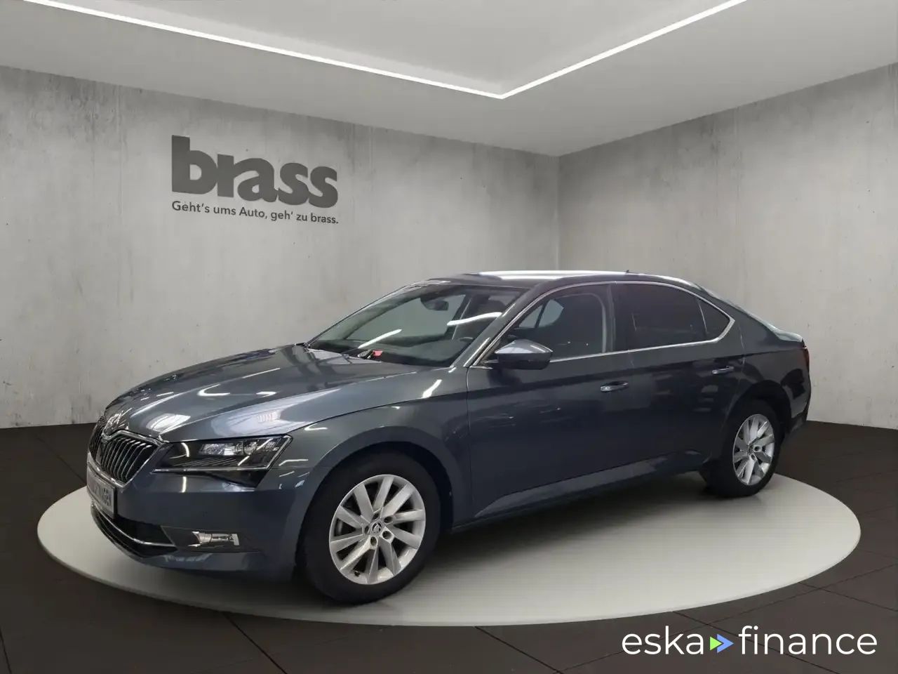 Lízing Sedan Skoda Superb 2019