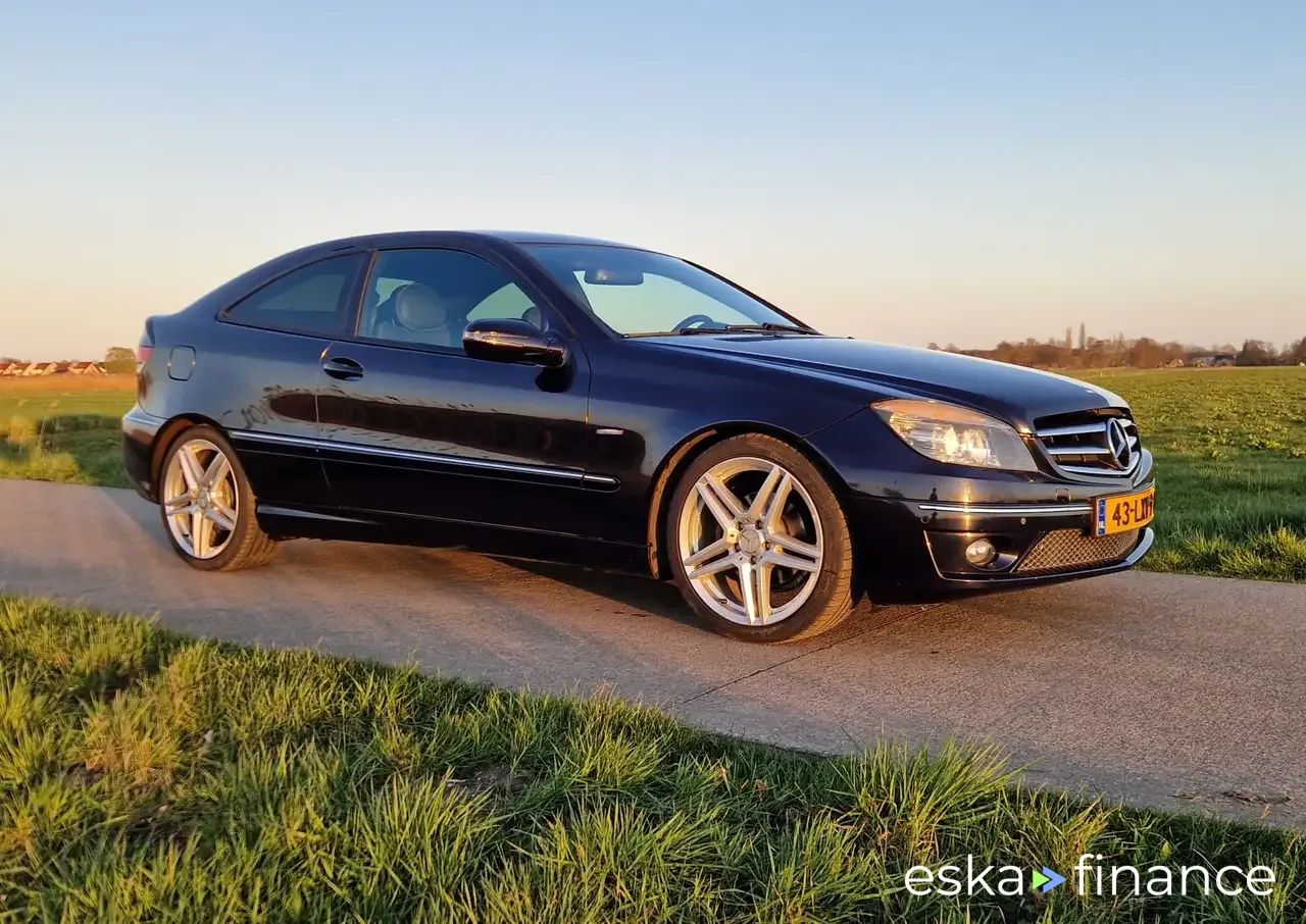 Financování Kupé MERCEDES CLC 2010