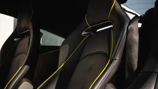 Finansowanie Coupé McLaren Artura 2022