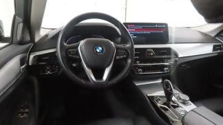 Lízing Sedan BMW 518 2020