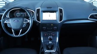Lízing Hatchback Ford Galaxy 2016