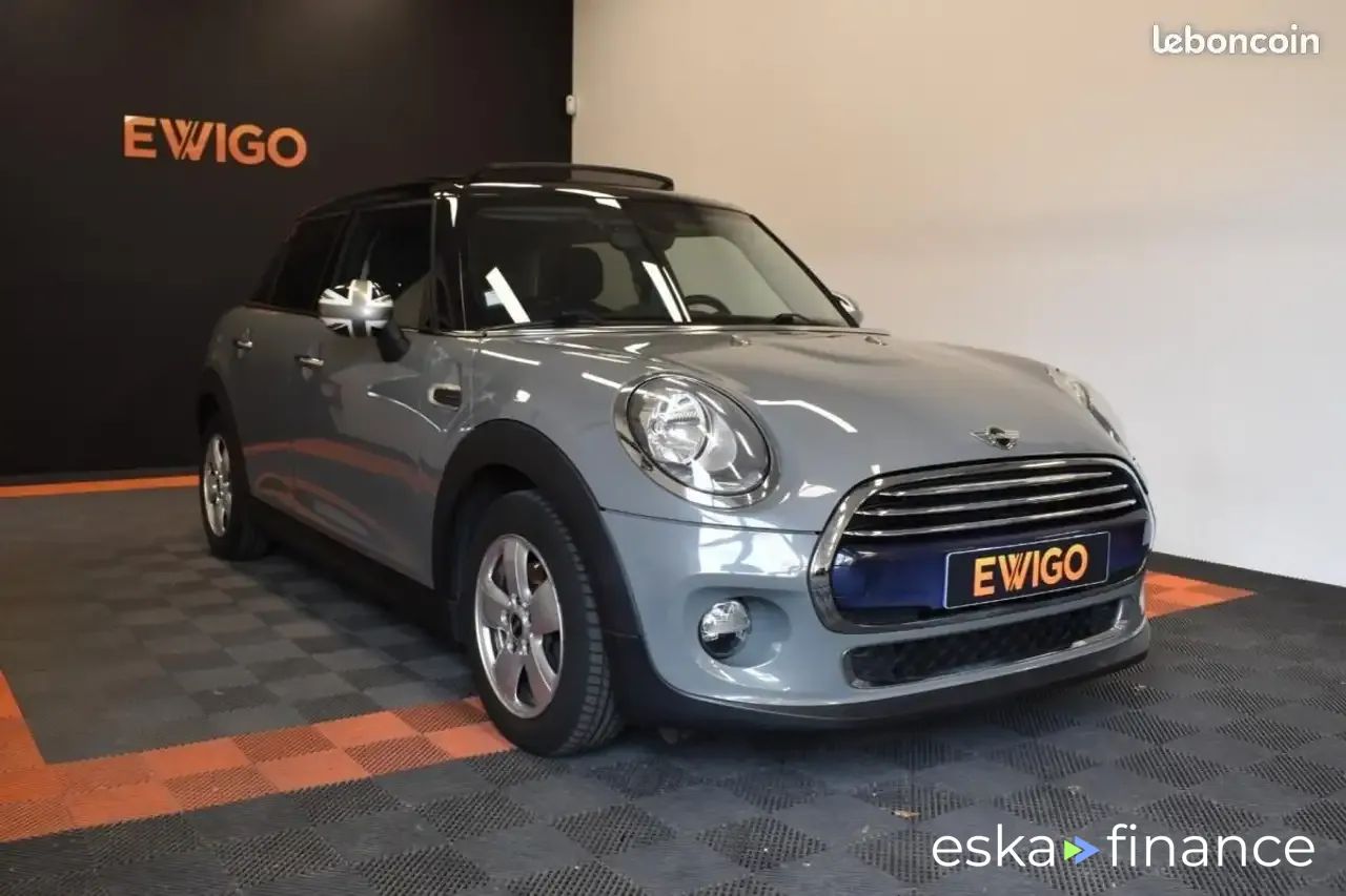 Leasing Hayon MINI ONE 2014