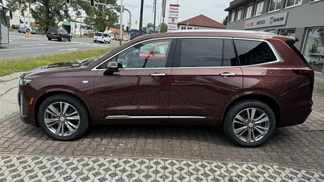 Financování SUV Cadillac XT6 2024