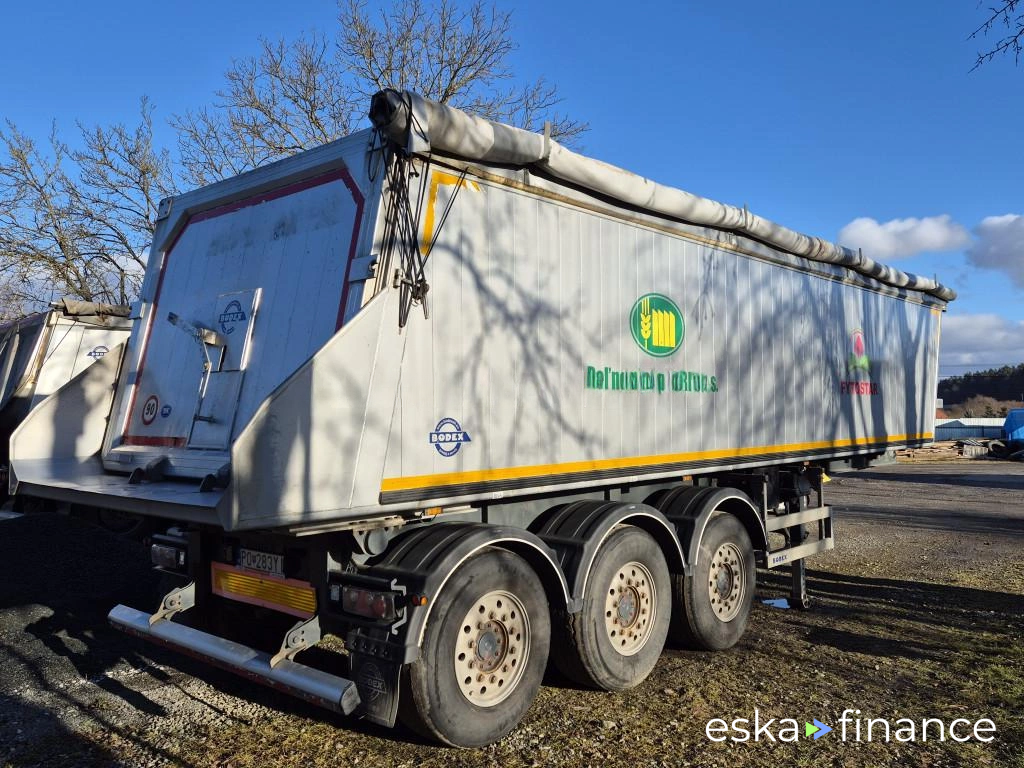 Leasing Semi-trailer Bodex SKLÁPACÍ 2012