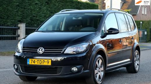 Volkswagen CROSS TOURAN 2012