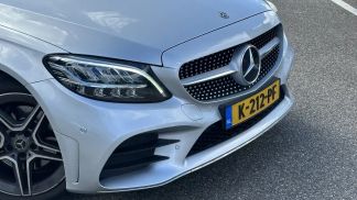 Lízing Sedan MERCEDES C 180 2021