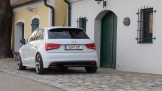 Lízing Sedan Audi A1 2012