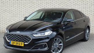Lízing Sedan Ford Mondeo 2019