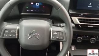 Financování Sedan Citroën C4 2023