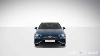 Lízing Hatchback MERCEDES A 250 2024