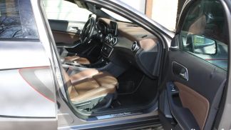 Lízing Hatchback MERCEDES GLA 250 2016
