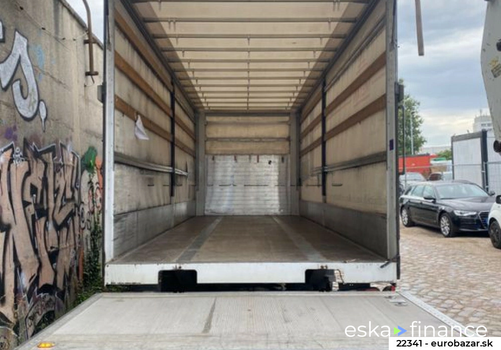 Leasing Semi-trailer Rufa 1 2015