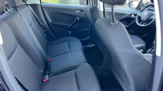 Leasing Hatchback Peugeot 208 2016