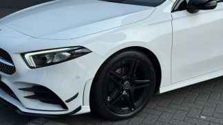 Lízing Sedan MERCEDES A 200 2019