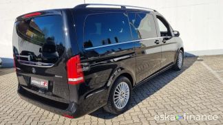 Lízing Hatchback MERCEDES V 300 2020
