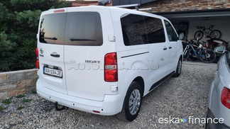 Leasing Wagon Toyota PROACE KOMBI 2018