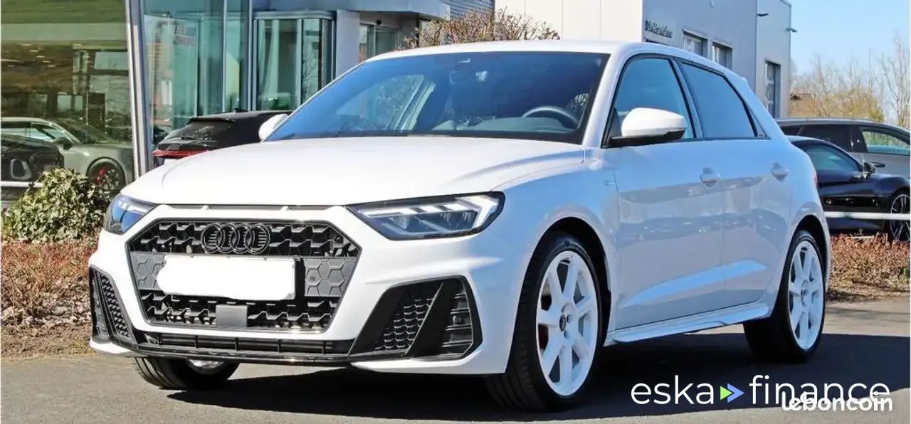 Leasing Hatchback Audi A1 2022