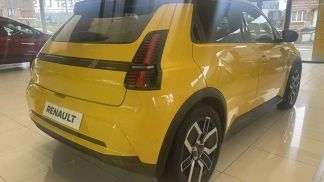 Lízing Sedan Renault R 5 2025