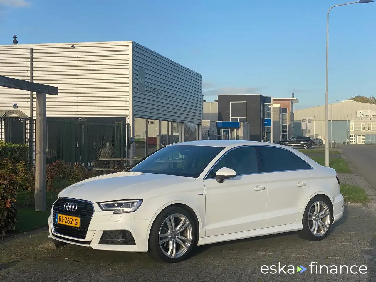 Finansowanie Sedan Audi A3 2018