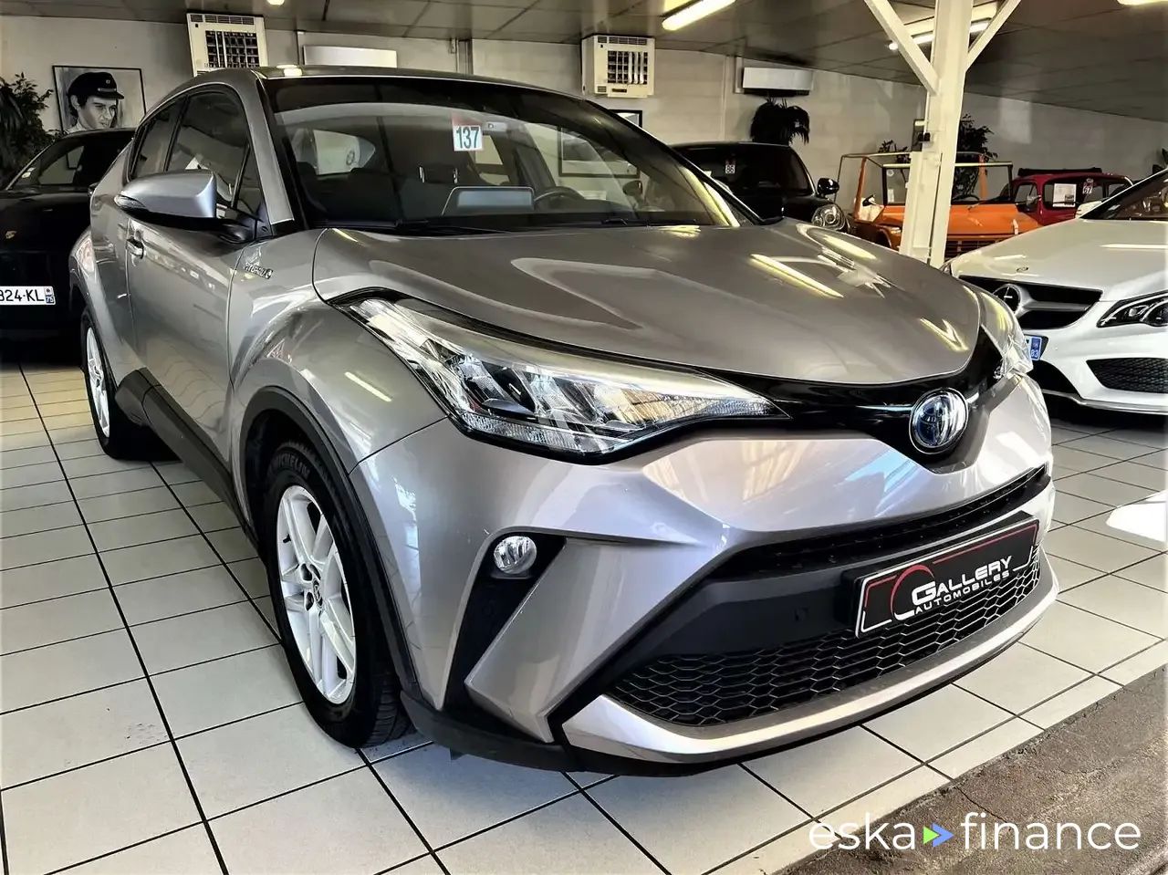 Lízing SUV Toyota Dyna 2020