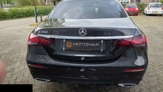 Lízing Sedan MERCEDES E 200 2022