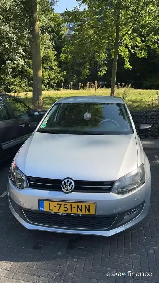 Leasing Sedan Volkswagen Polo 2012