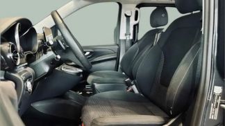 Lízing Hatchback MERCEDES EQV 300 2023