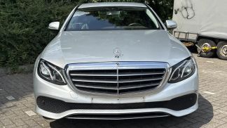Lízing Sedan MERCEDES E 200 2019