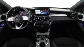 Lízing Sedan MERCEDES C 180 2020