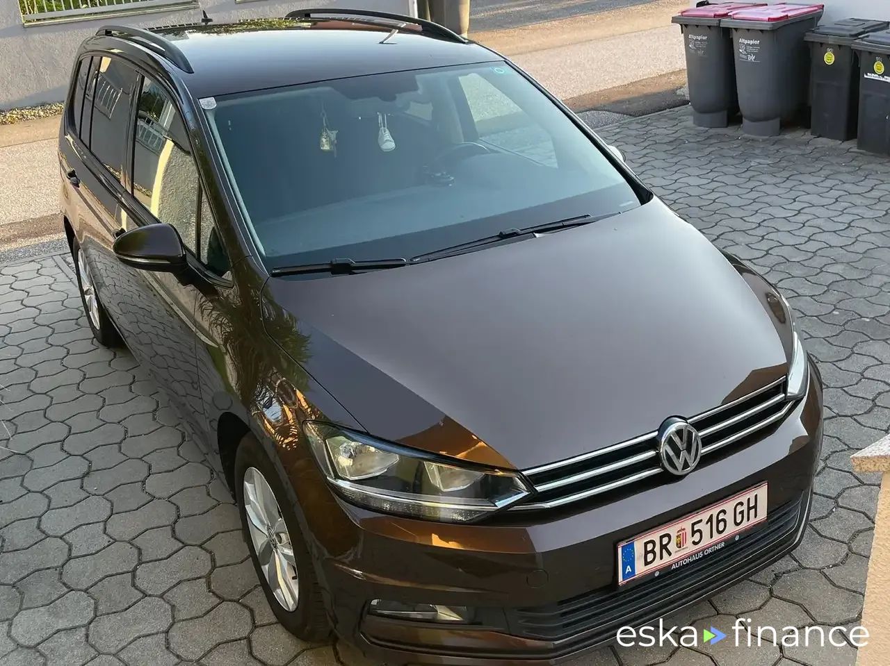 Lízing Hatchback Volkswagen Touran 2016