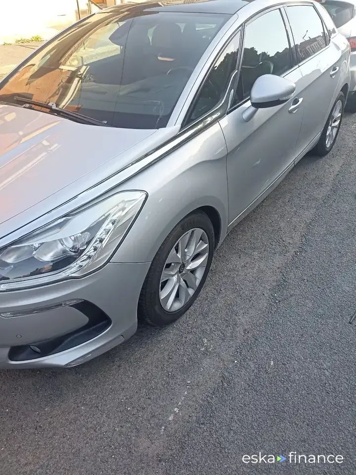 Leasing Sedan Citroën DS5 2012