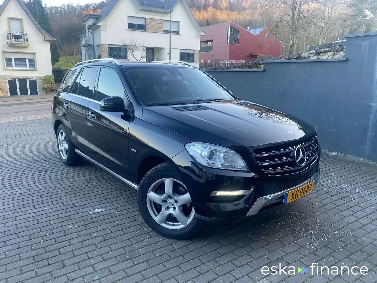Finansowanie SUV MERCEDES ML 250 2012