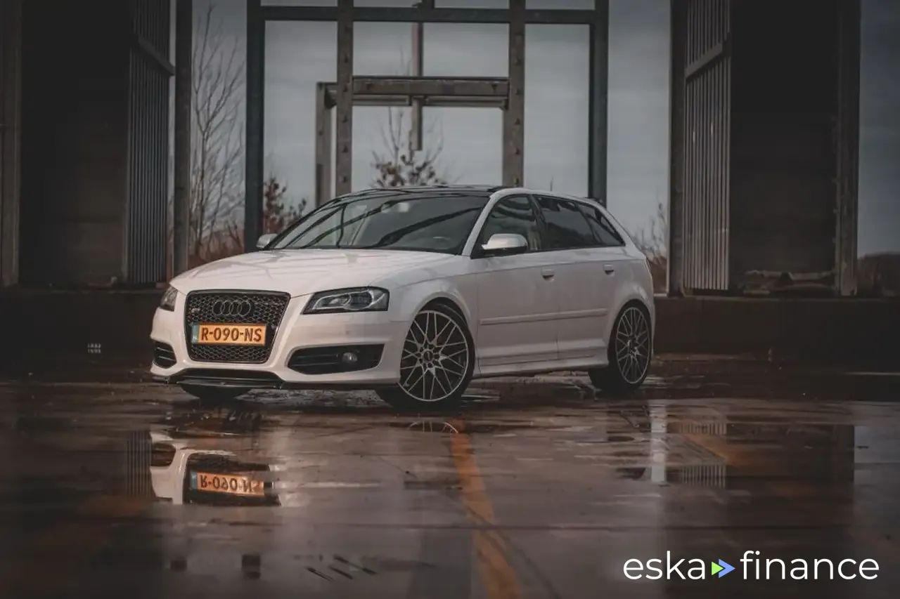 Lízing Hatchback Audi S3 2011