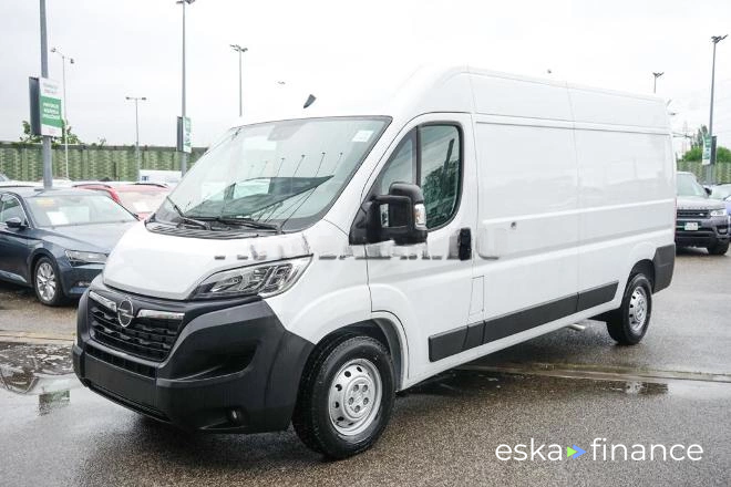 Van Opel Movano 2023