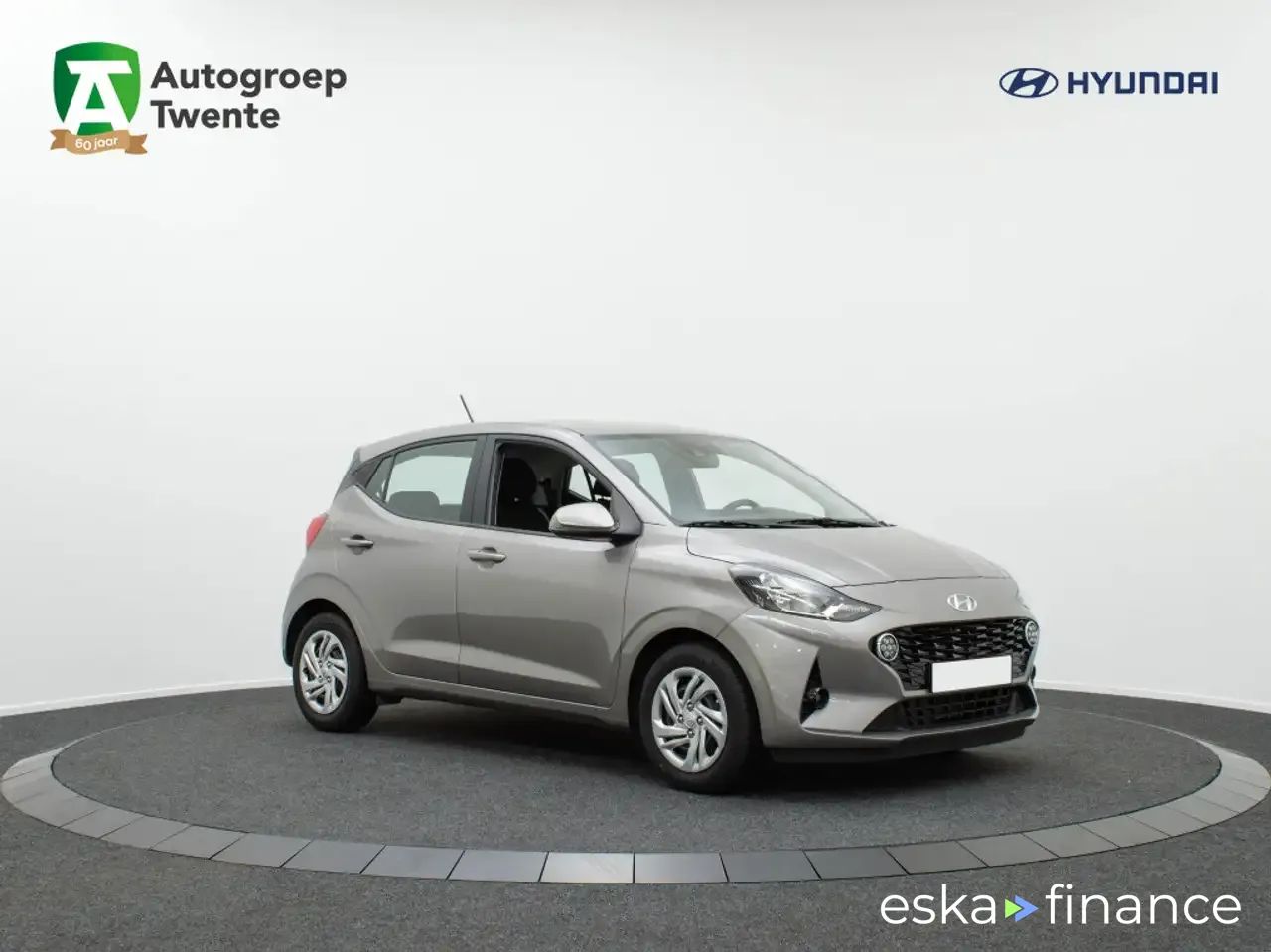 Hatchback Hyundai i10 2022