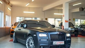 Lízing Sedan Rolls-Royce Ghost 2011