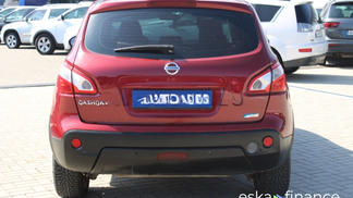 Finansowanie SUV Nissan Qashqai 2011