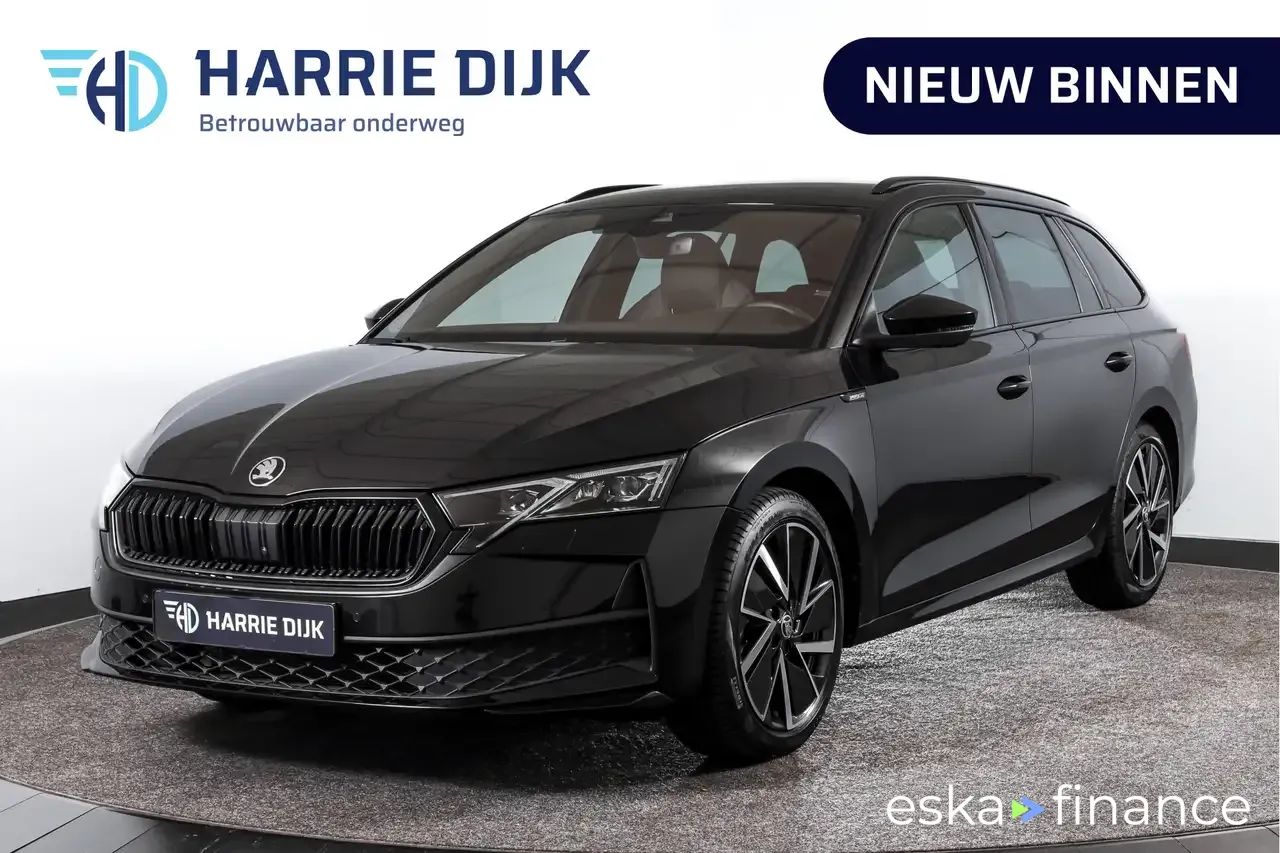 Leasing Wagon Skoda Octavia 2024